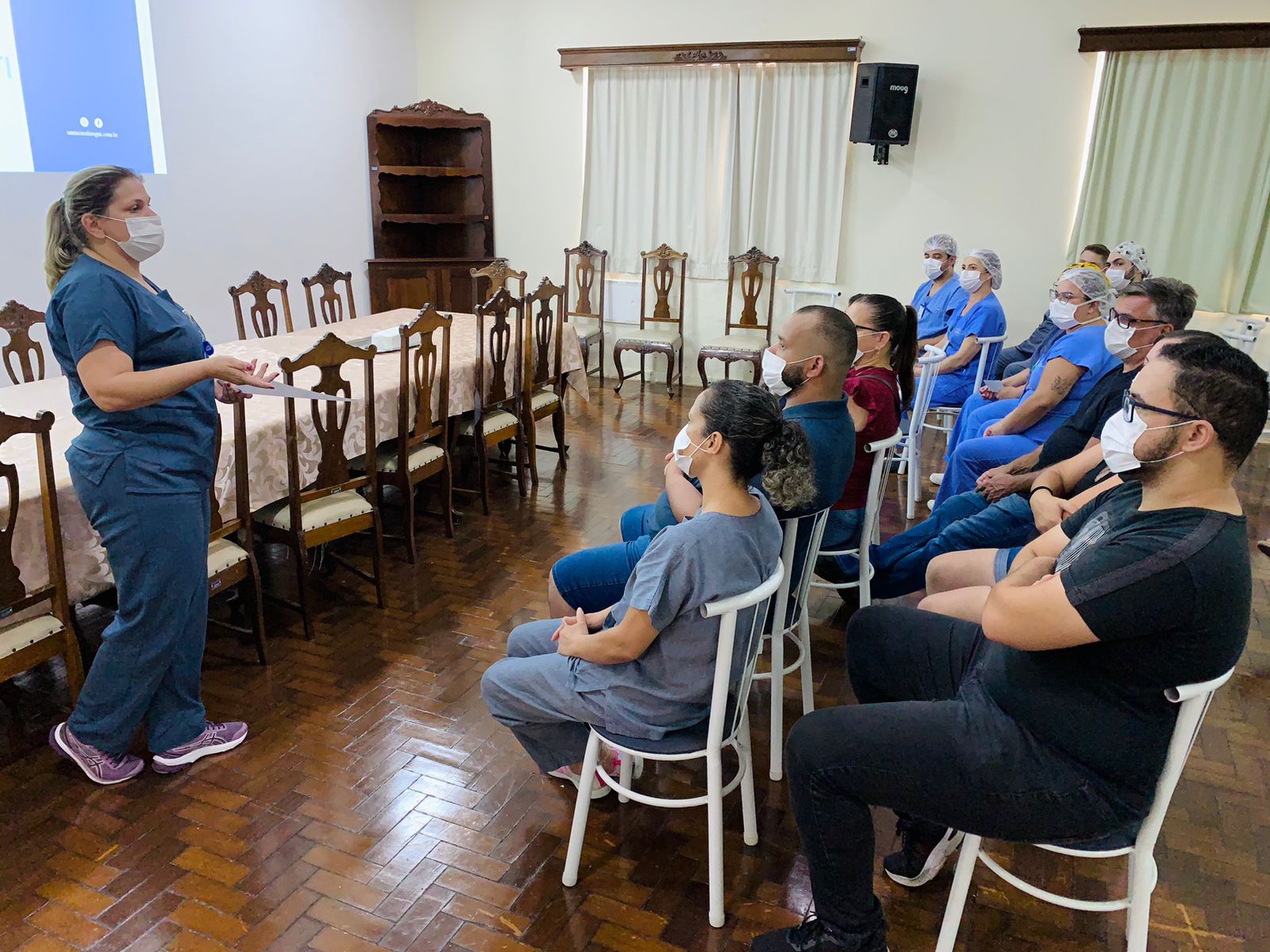 Equipe de enfermagem da Santa Casa recebe treinamento sobre drogas vasoativas