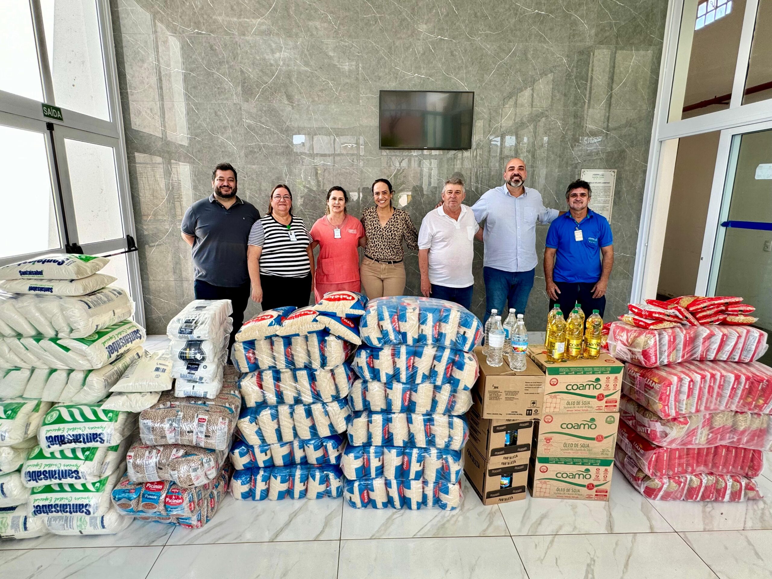 Bilac doa à Santa Casa alimentos adquiridos com recursos da 35ª Festa do Peão de Boiadeiro