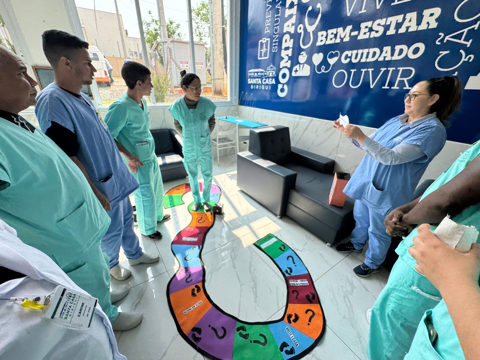 Dinâmicas e palestra exaltam a importância da comunicação efetiva na segurança do paciente