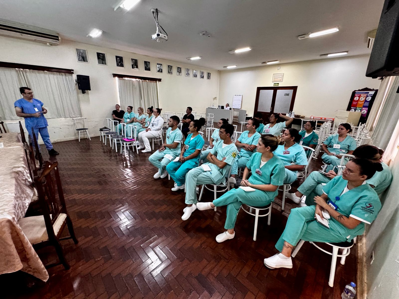 Protocolo de morte encefálica é tema de aula para estagiários de Enfermagem